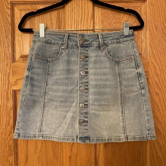 American Eagle Super Stretch Hi Rise A-Line Denim Mini Skirt Sz 4 Blue Y2K - Picture 1 of 5